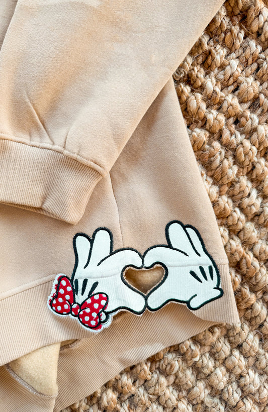 Mickey & Minnie Valentines Hand Side Embroidery - Add on