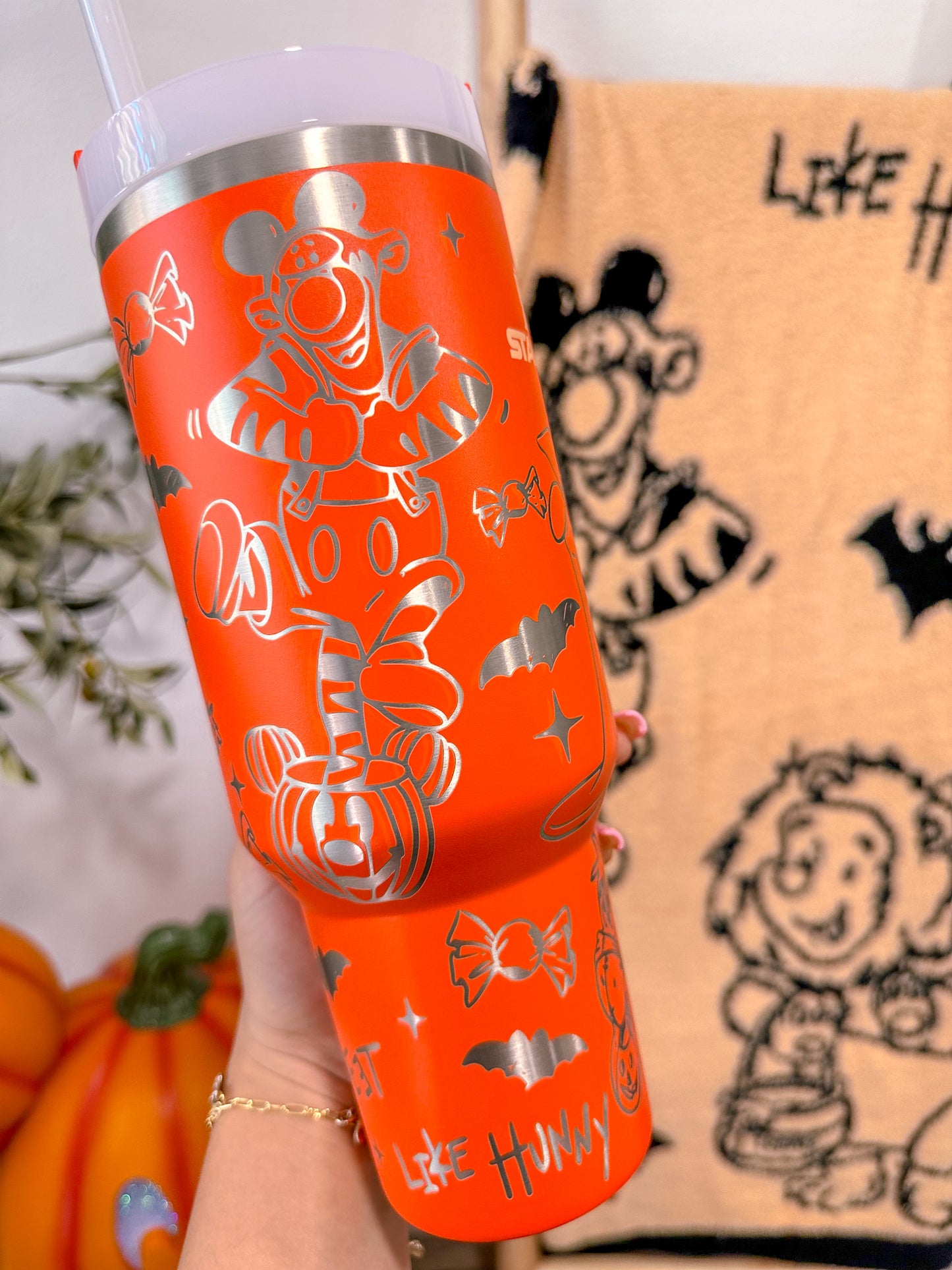 Pooh & Friends Halloween - Collab w. Alexis Designs Engraved Tumbler