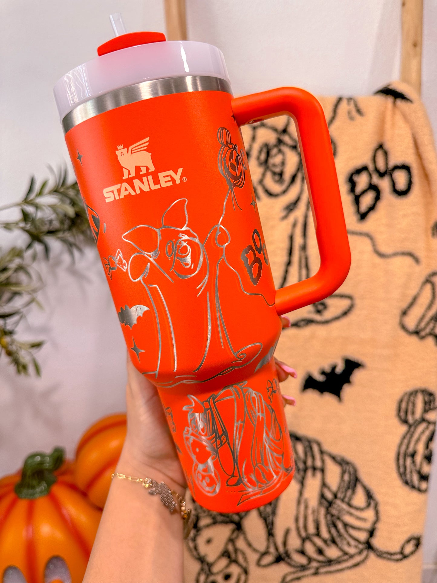 Pooh & Friends Halloween - Collab w. Alexis Designs Engraved Tumbler