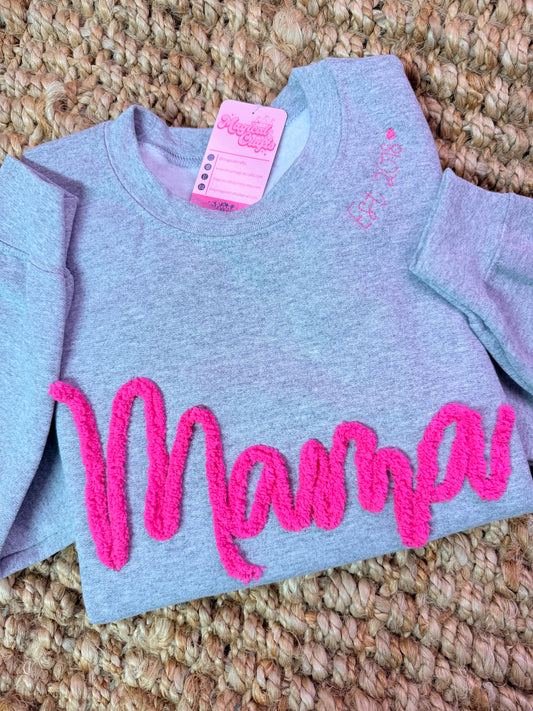 Mama Yarn Embroidered sweatshirt with Neckline Date